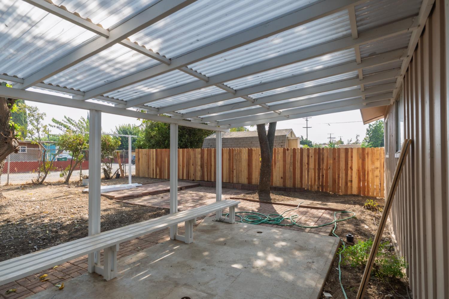 2085 Cabot Ave, Merced, CA 95348