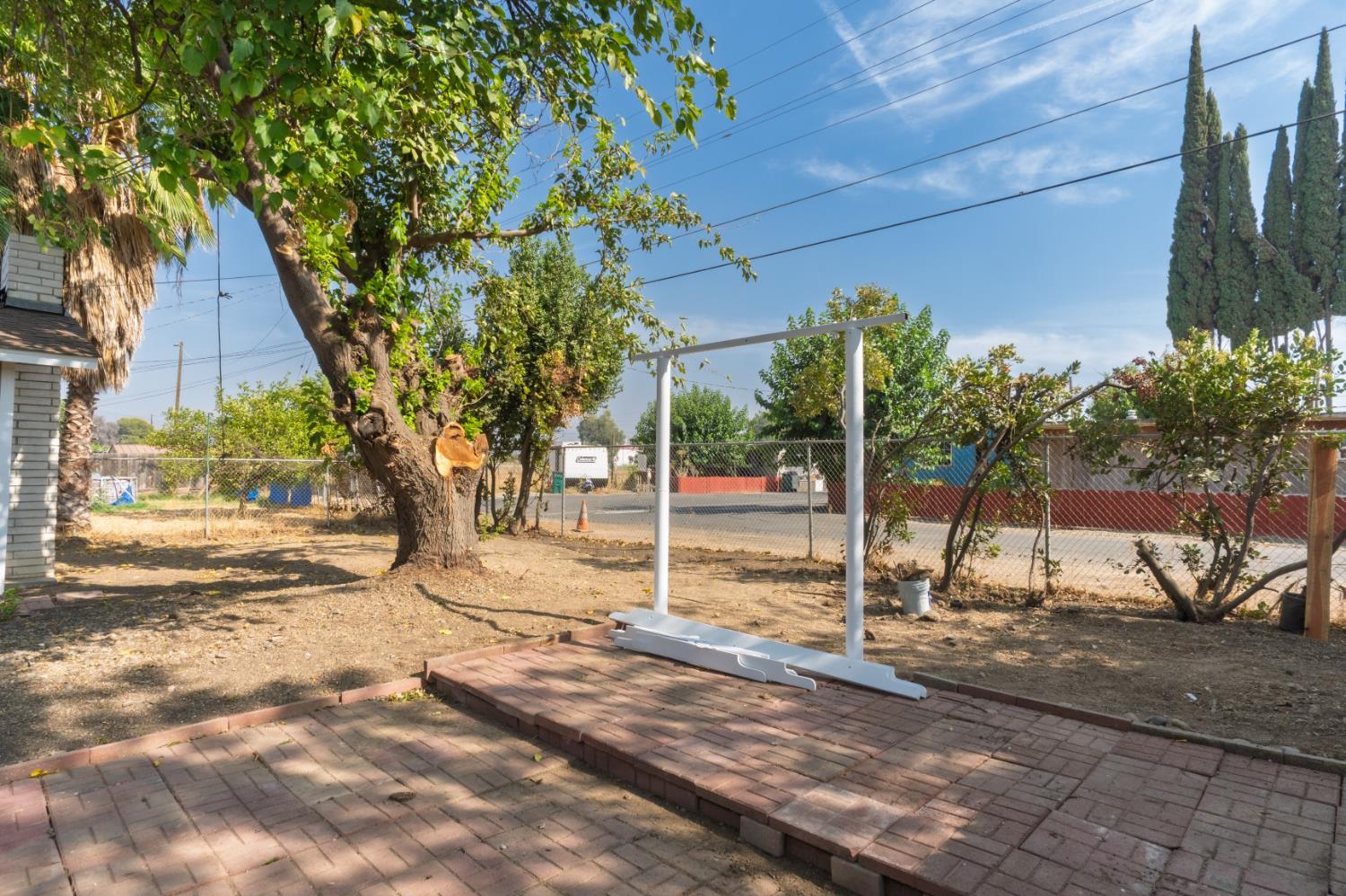 2085 Cabot Ave, Merced, CA 95348
