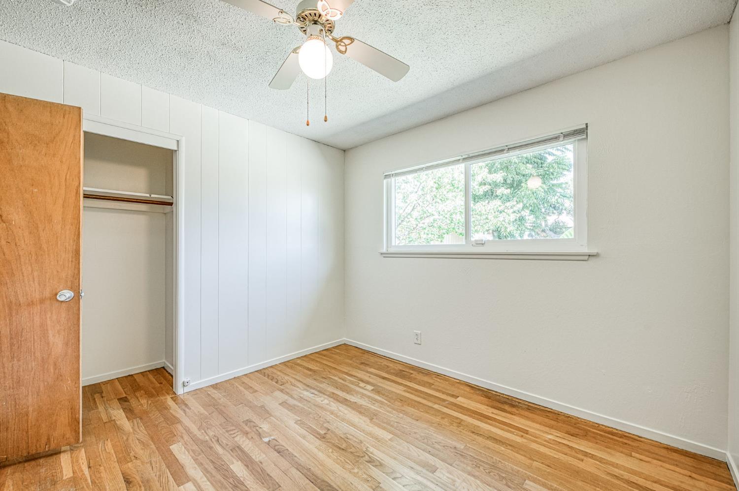 593 W Pico, Clovis, CA 93612
