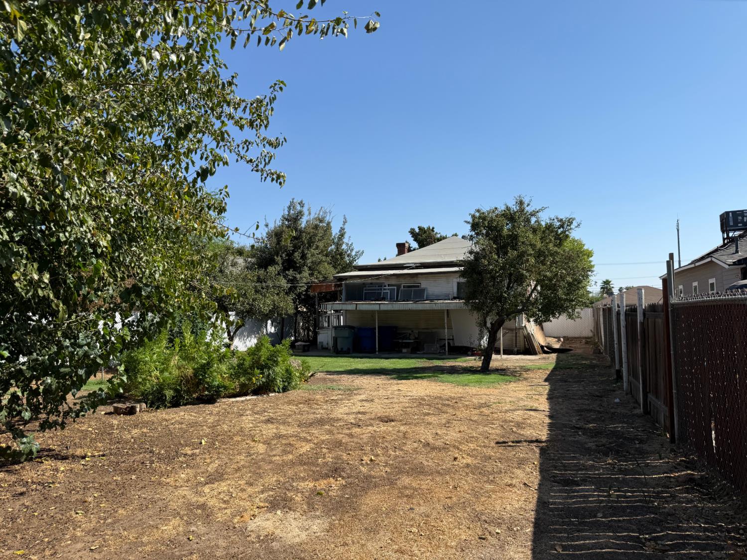 3133 E Mono St, Fresno, CA 93702