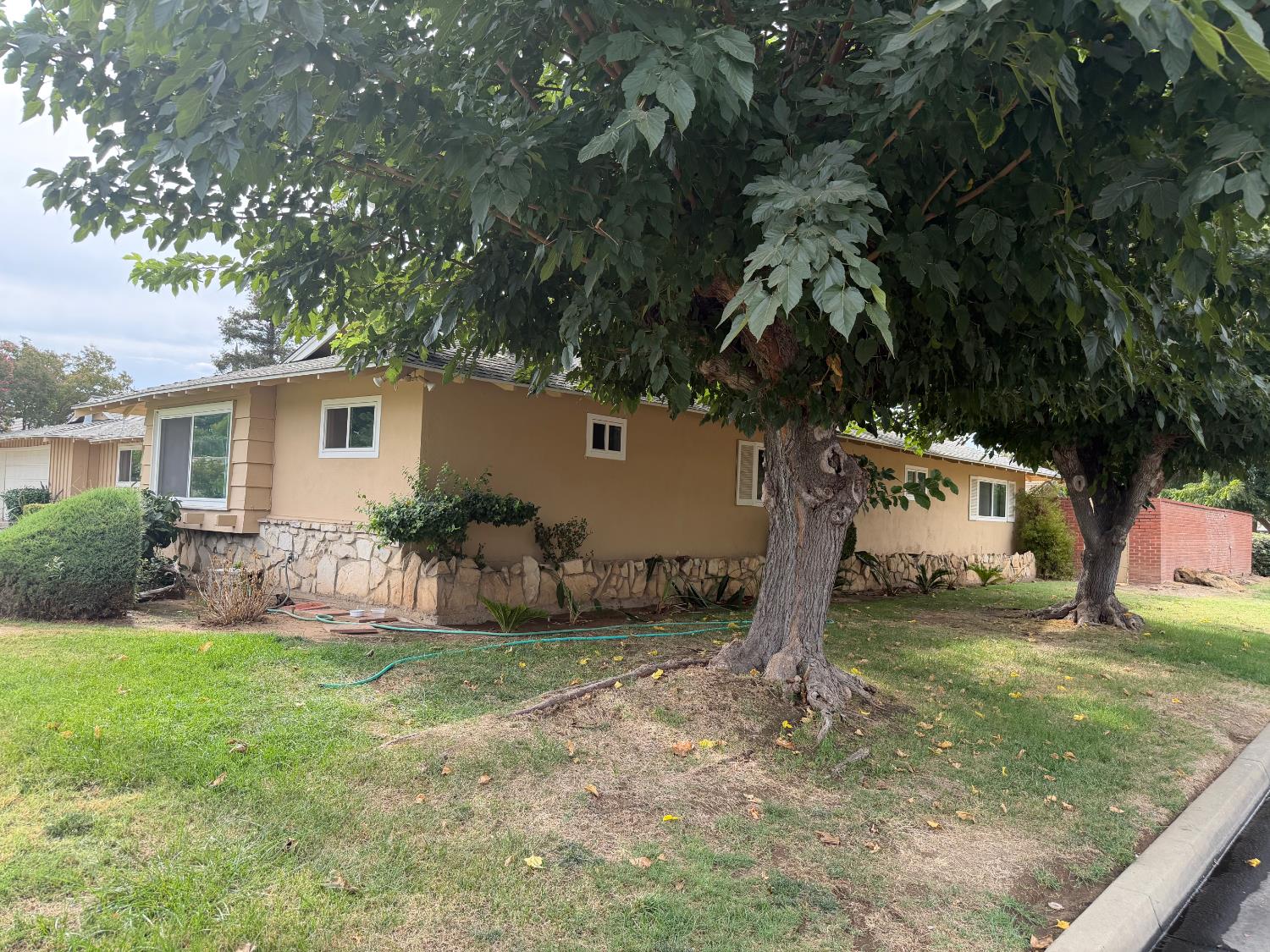 6259 E Liberty, Fresno, CA 93727