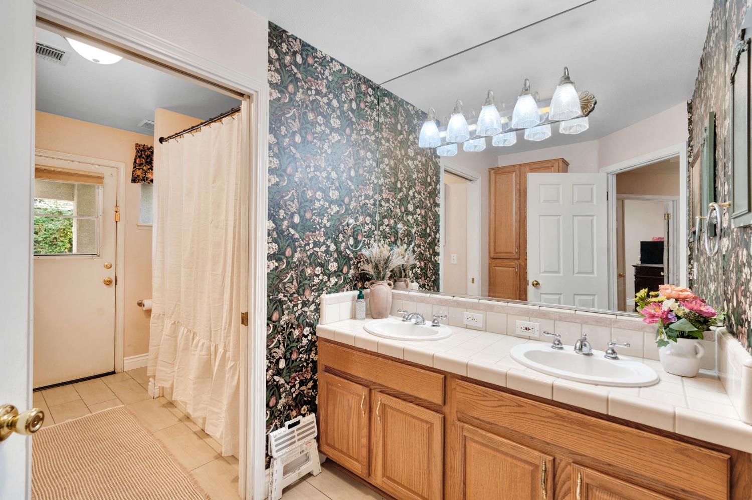 3605 Doubletree Way, Madera, CA 93637