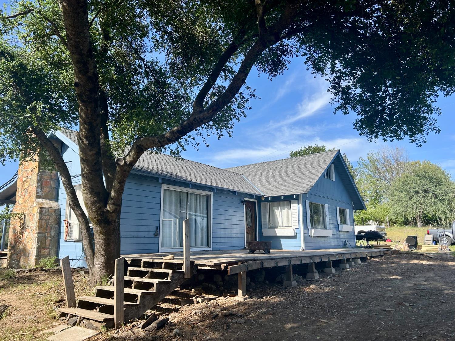 49992 Road 426, #A & #B, Oakhurst, CA 93644