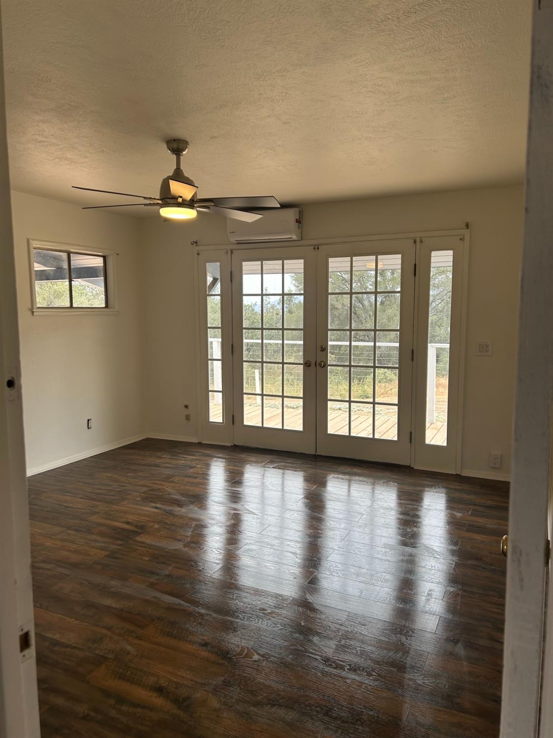 49992 Road 426, #A & #B, Oakhurst, CA 93644