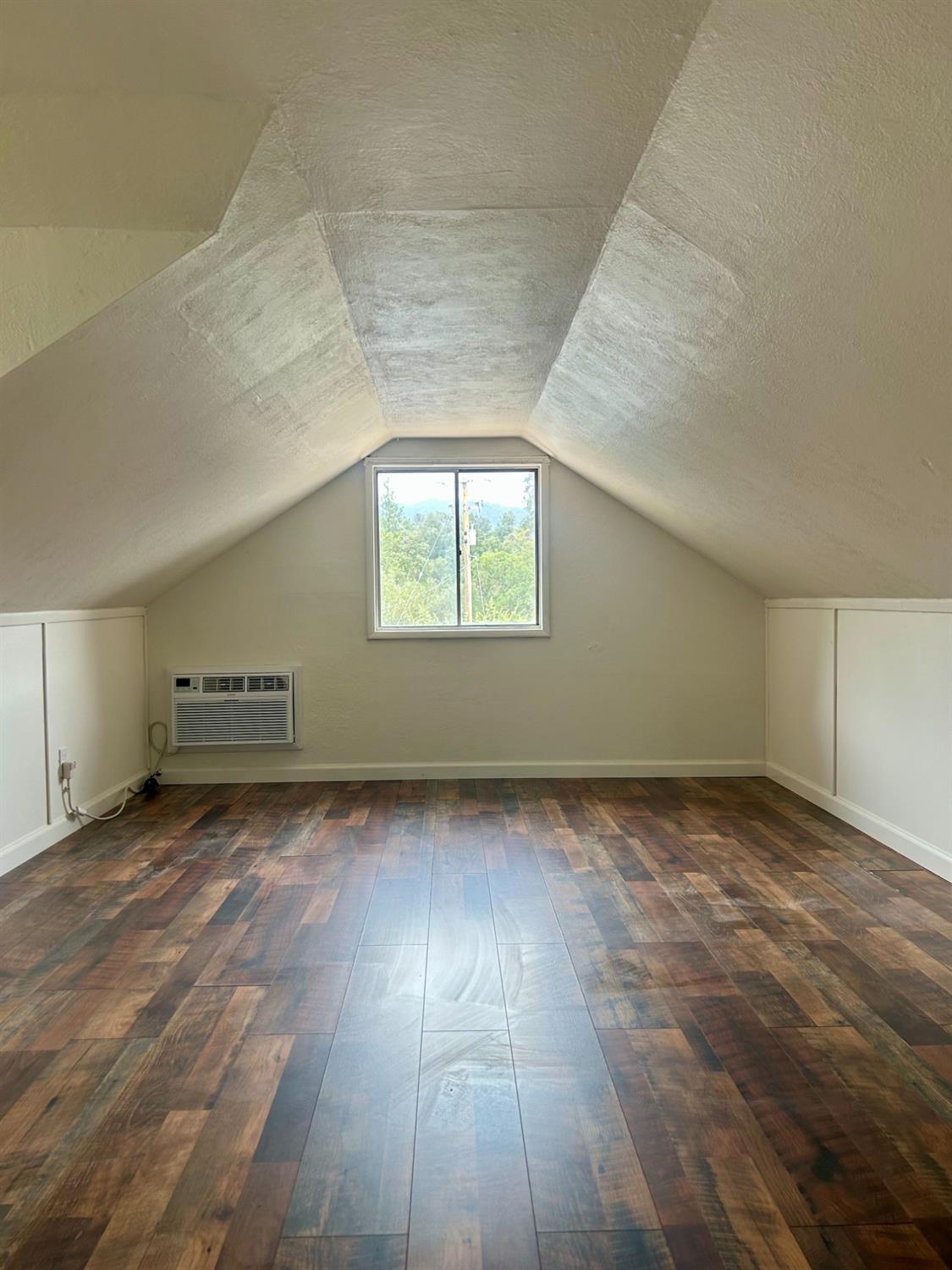 49992 Road 426, #A & #B, Oakhurst, CA 93644