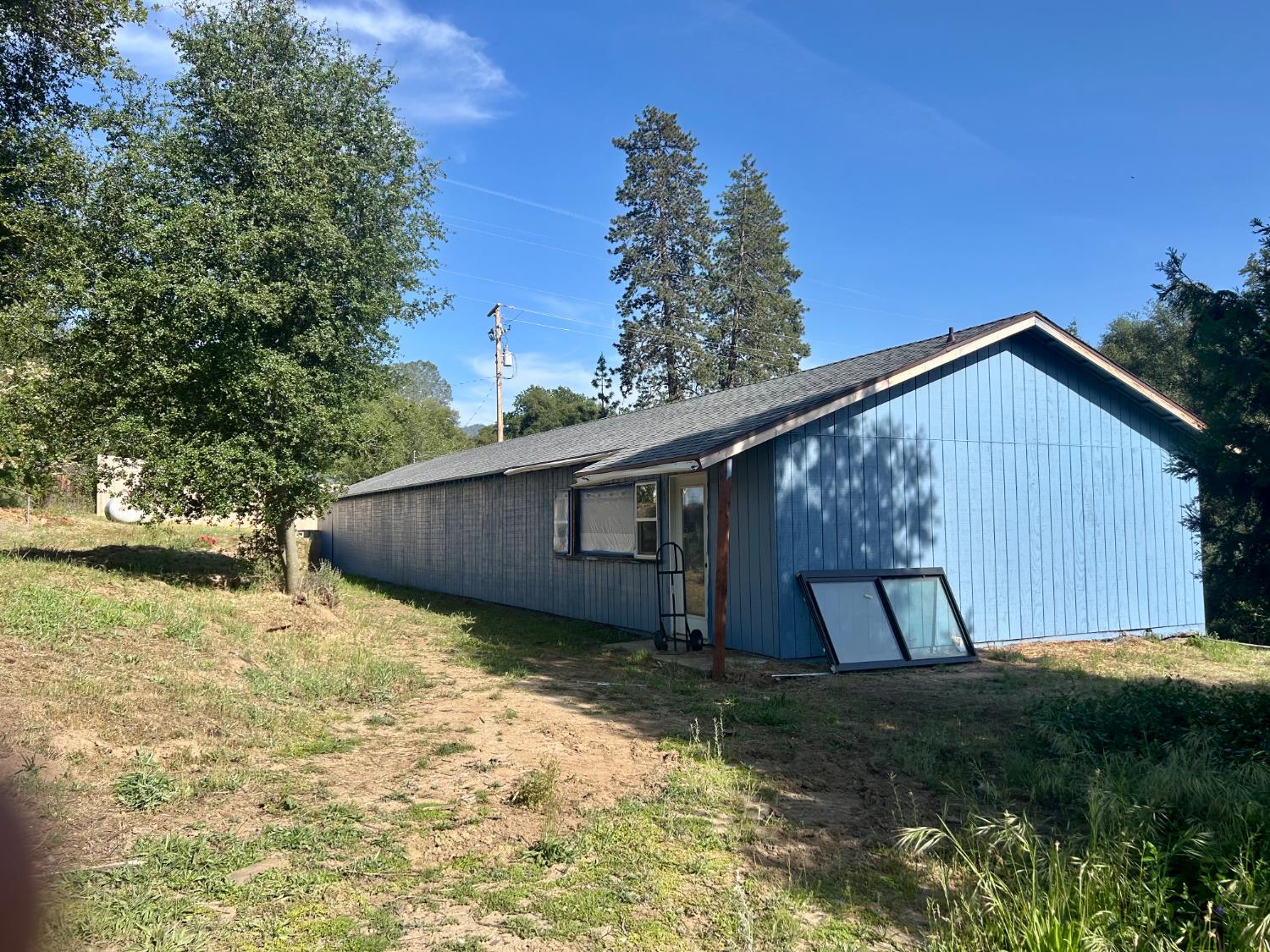 49992 Road 426, #A & #B, Oakhurst, CA 93644