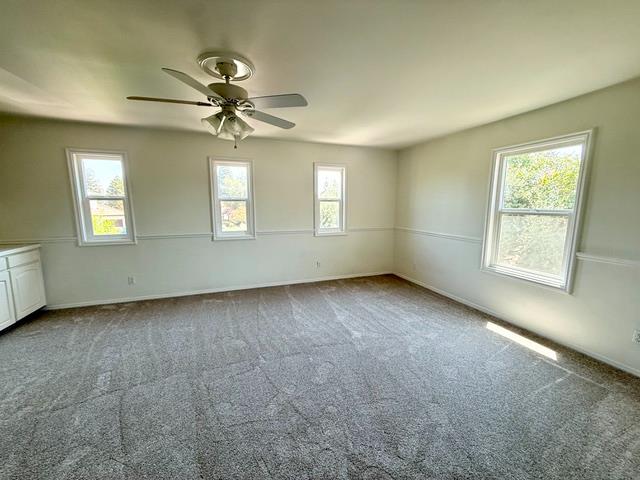 1646 E Desert Island Dr, Fresno, CA 93730