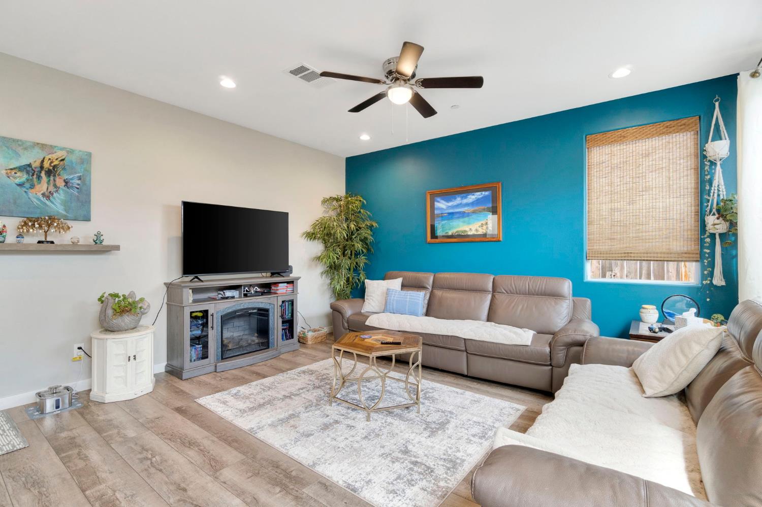 3948 Wrenwood Ave, Clovis, CA 93619