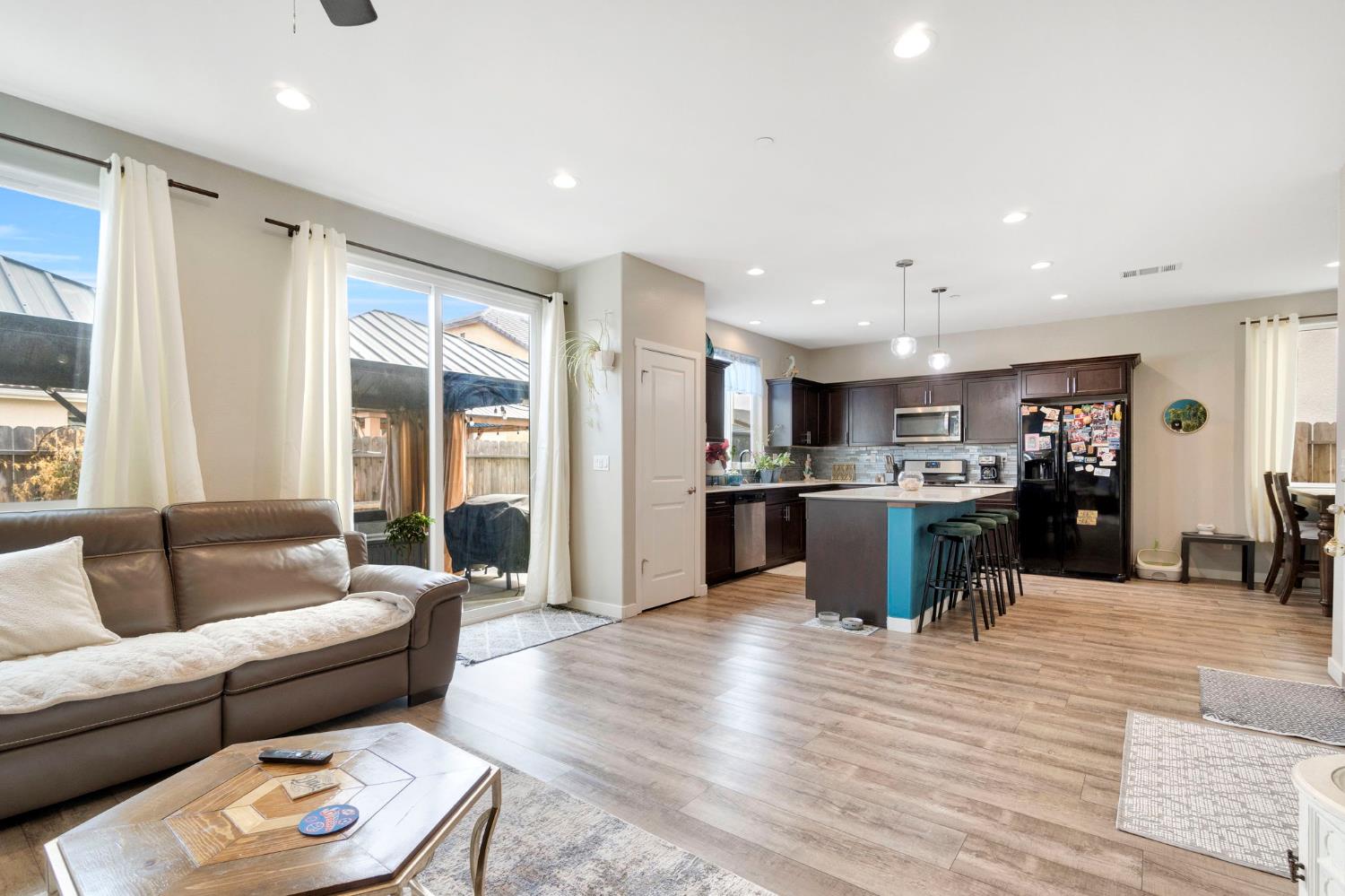 3948 Wrenwood Ave, Clovis, CA 93619
