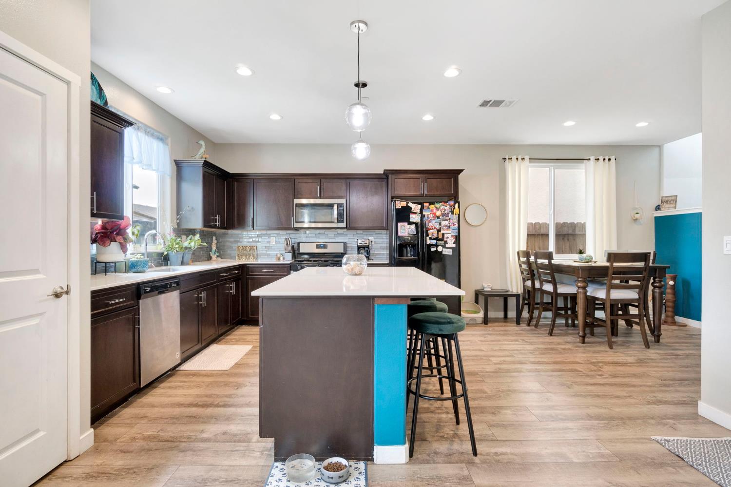 3948 Wrenwood Ave, Clovis, CA 93619