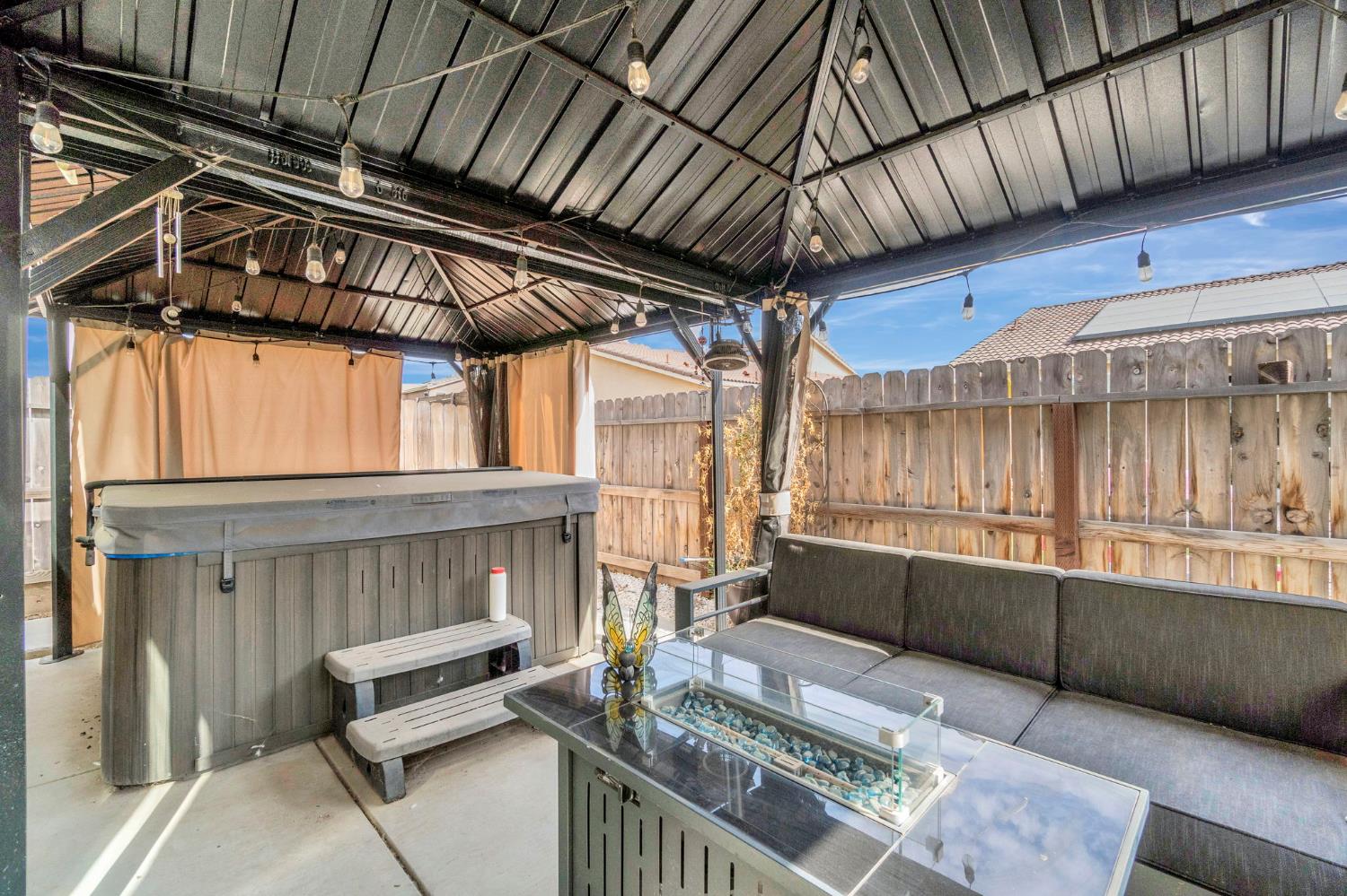 3948 Wrenwood Ave, Clovis, CA 93619