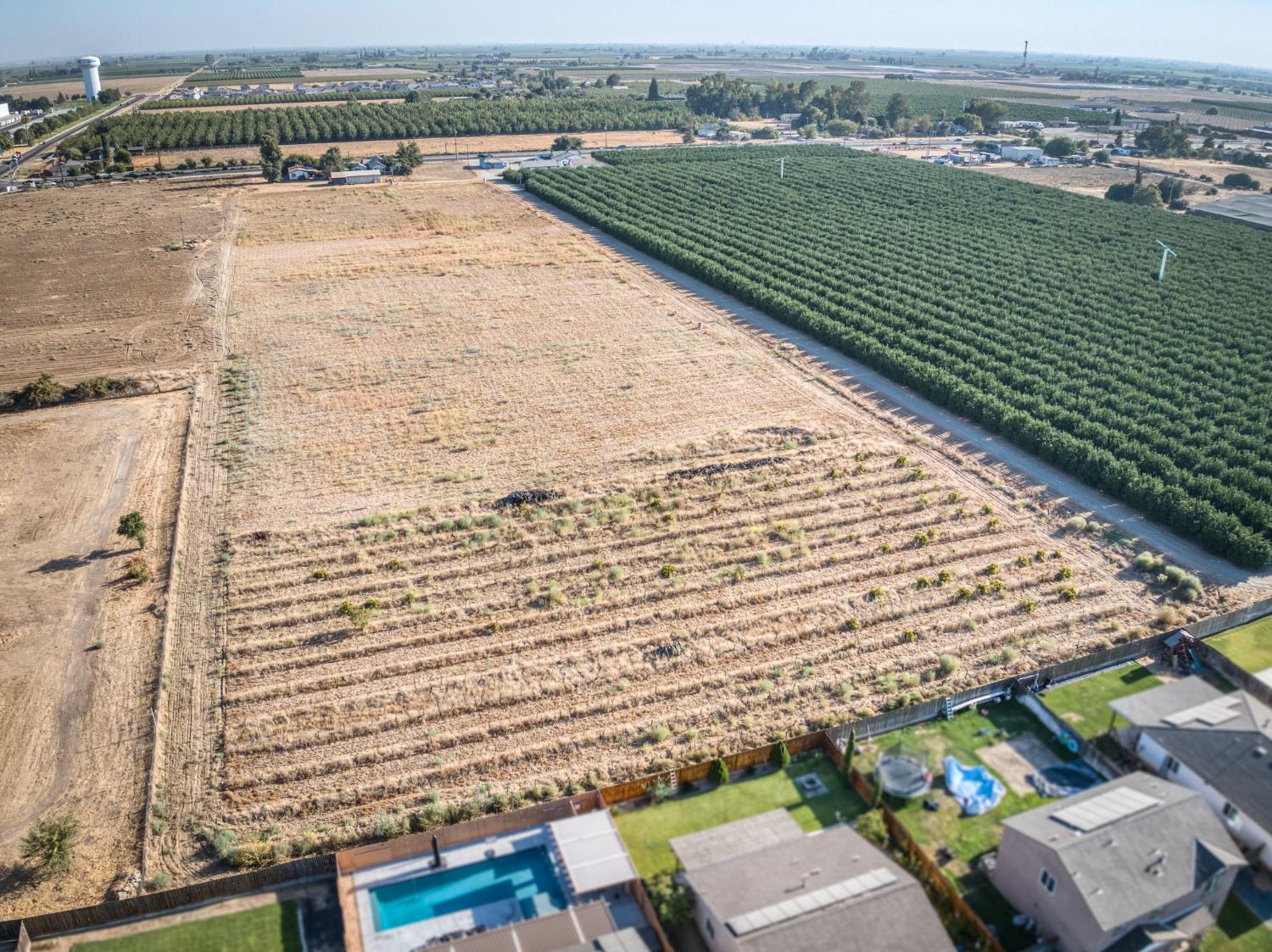 7116 Avenue 416, Dinuba, CA 93618