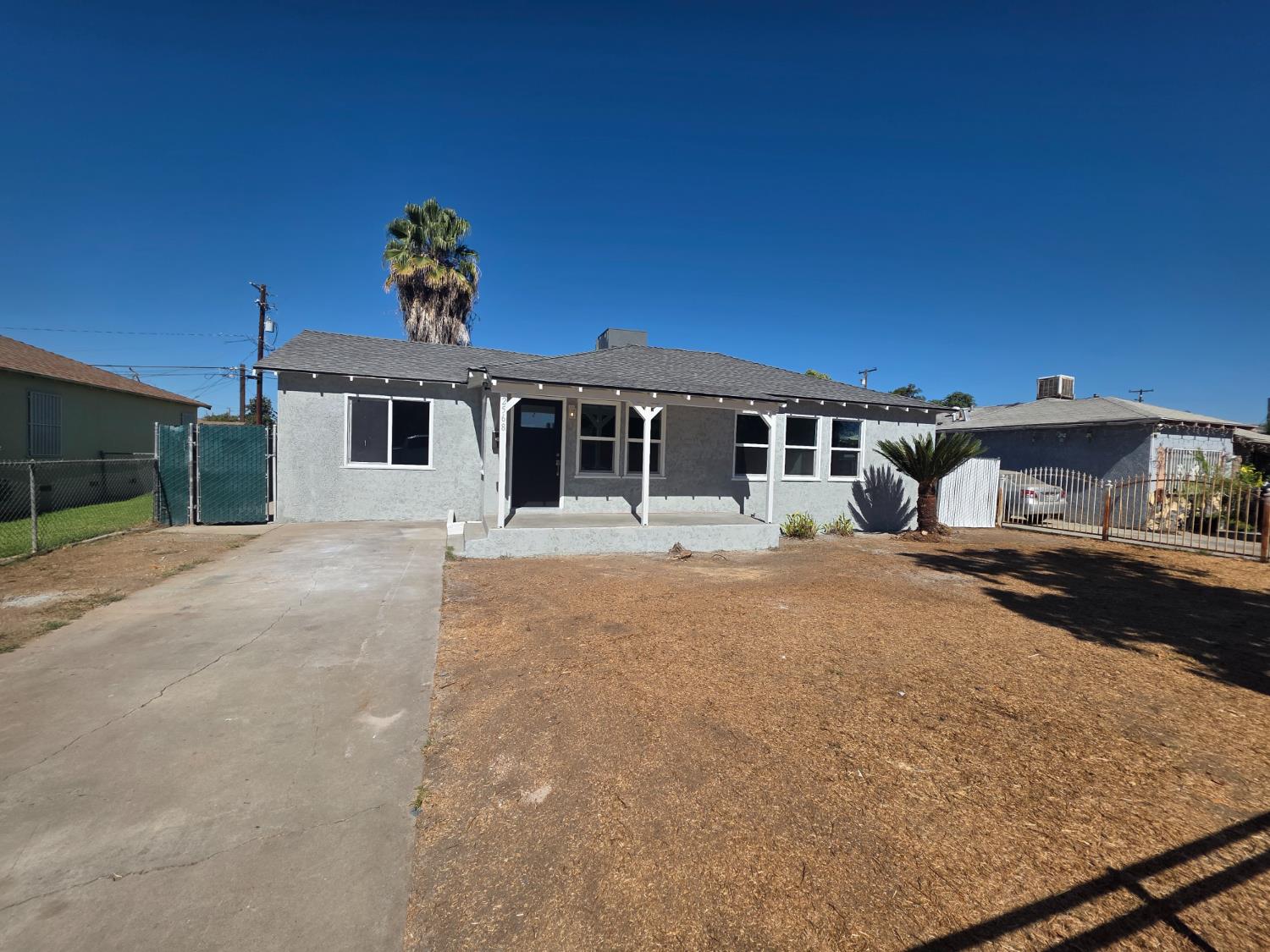 2568 Lotus Ave, Fresno, CA 93706