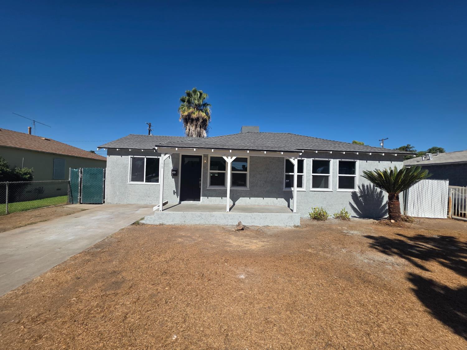 2568 Lotus Ave, Fresno, CA 93706