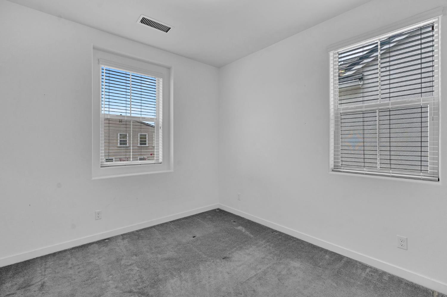 4614 Loftwood Rd, Madera, CA 93636