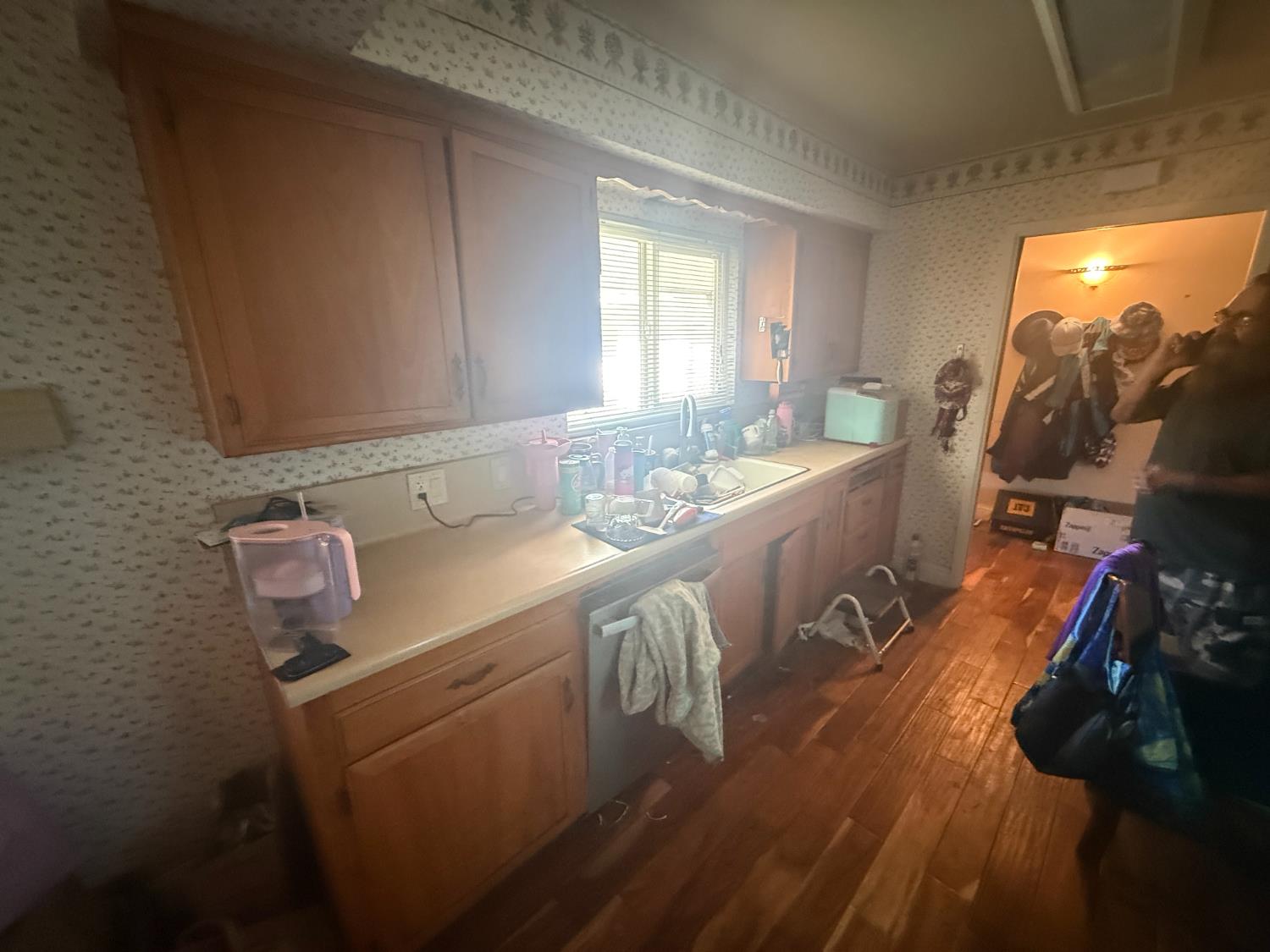 157 W Dovewood Ln, Fresno, CA 93704