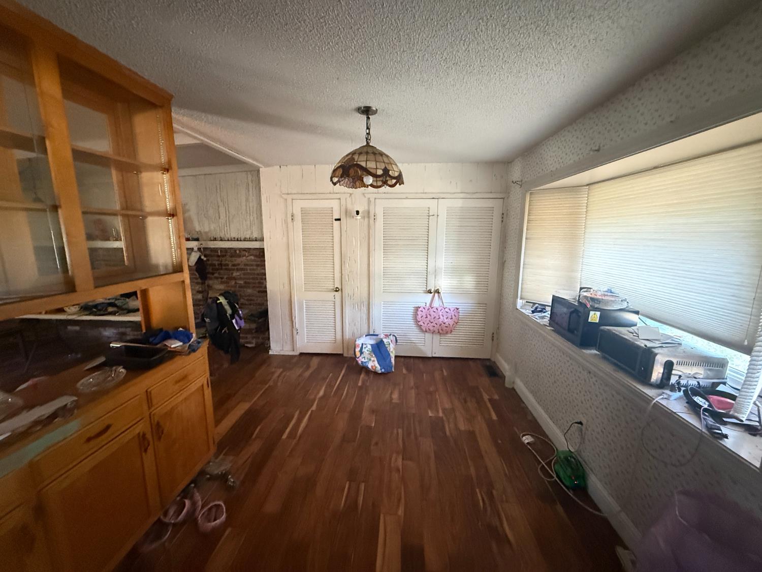 157 W Dovewood Ln, Fresno, CA 93704