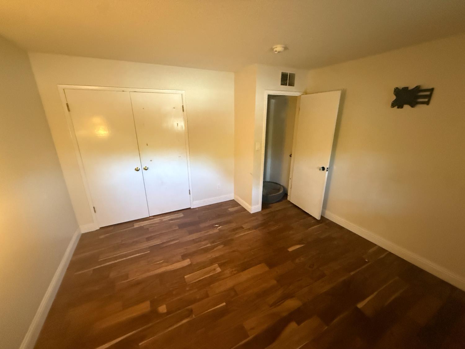 157 W Dovewood Ln, Fresno, CA 93704