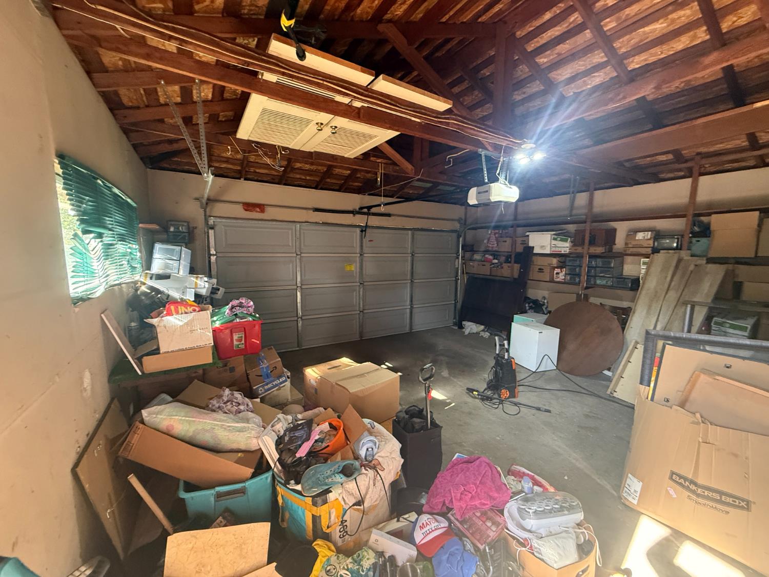 157 W Dovewood Ln, Fresno, CA 93704