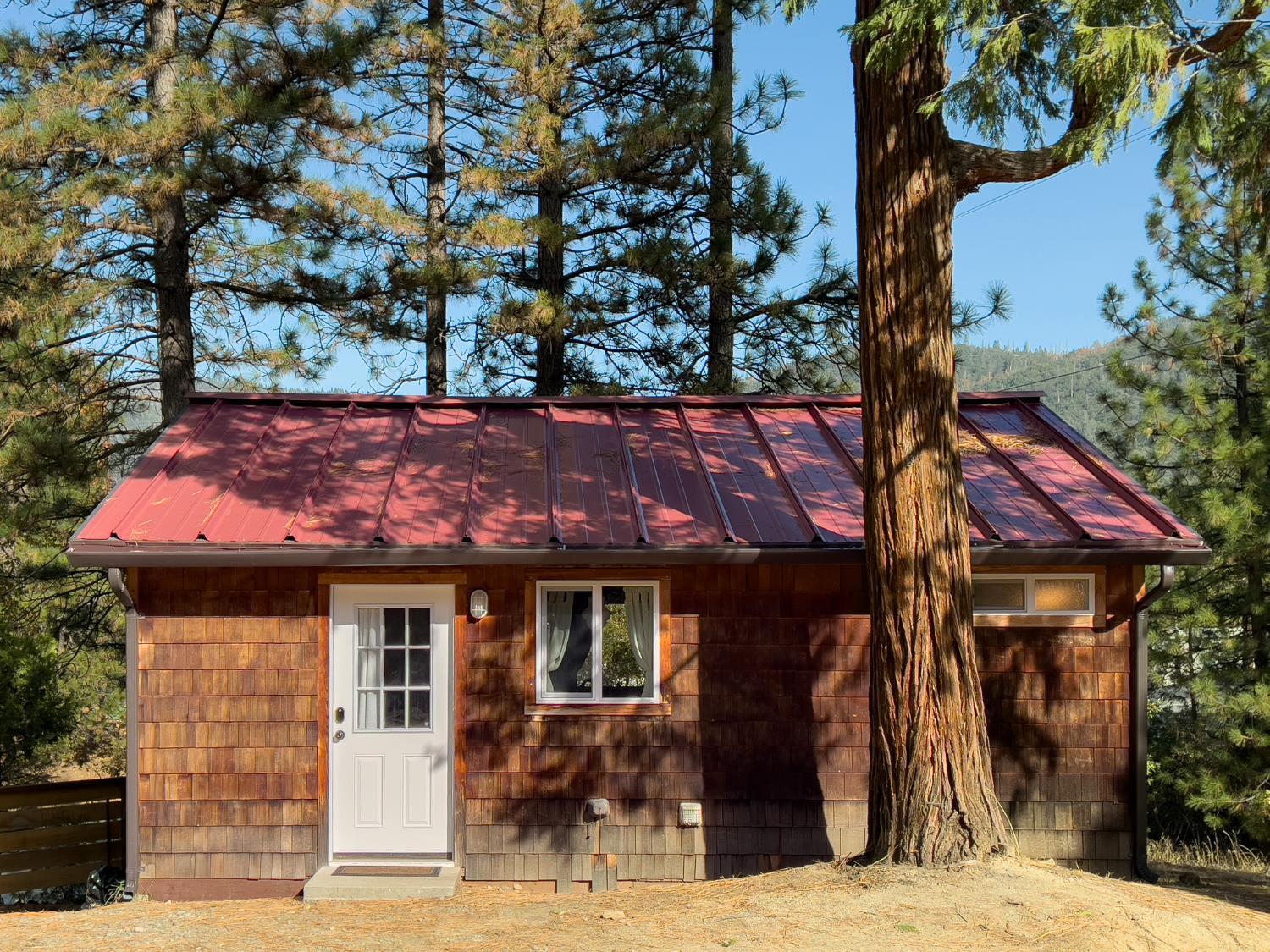41916 41922 Yosemite Pines Dr, Oakhurst, CA 93644