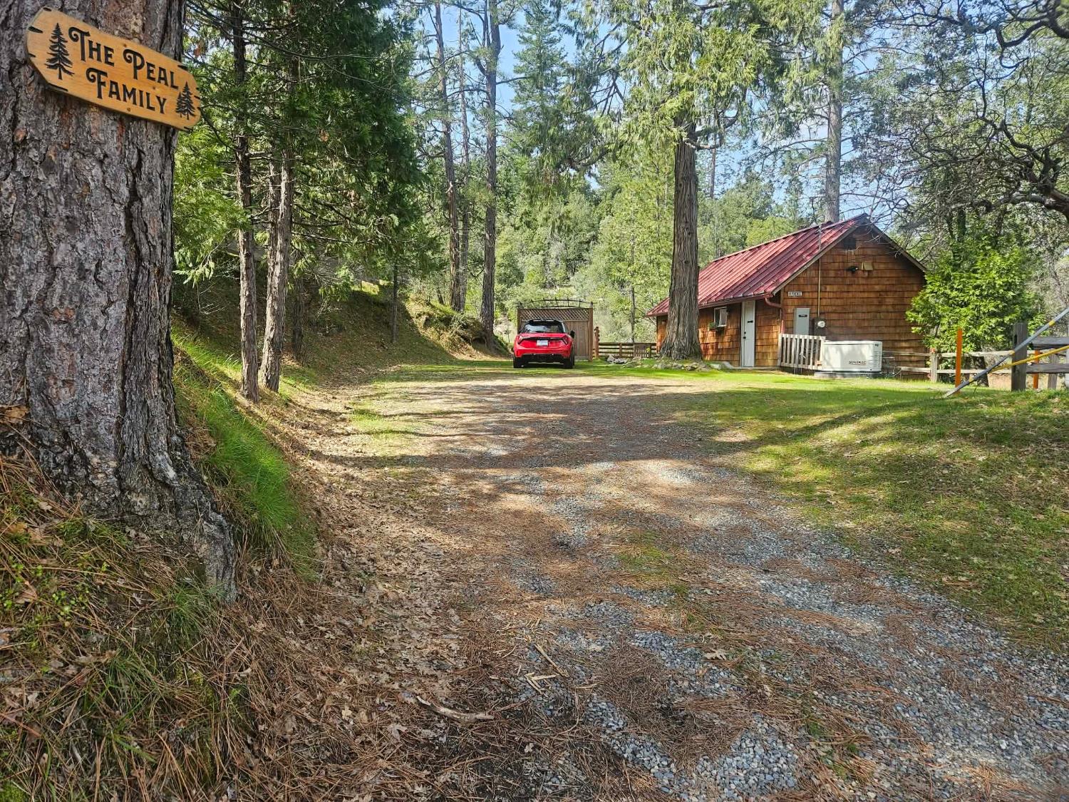 41916 41922 Yosemite Pines Dr, Oakhurst, CA 93644