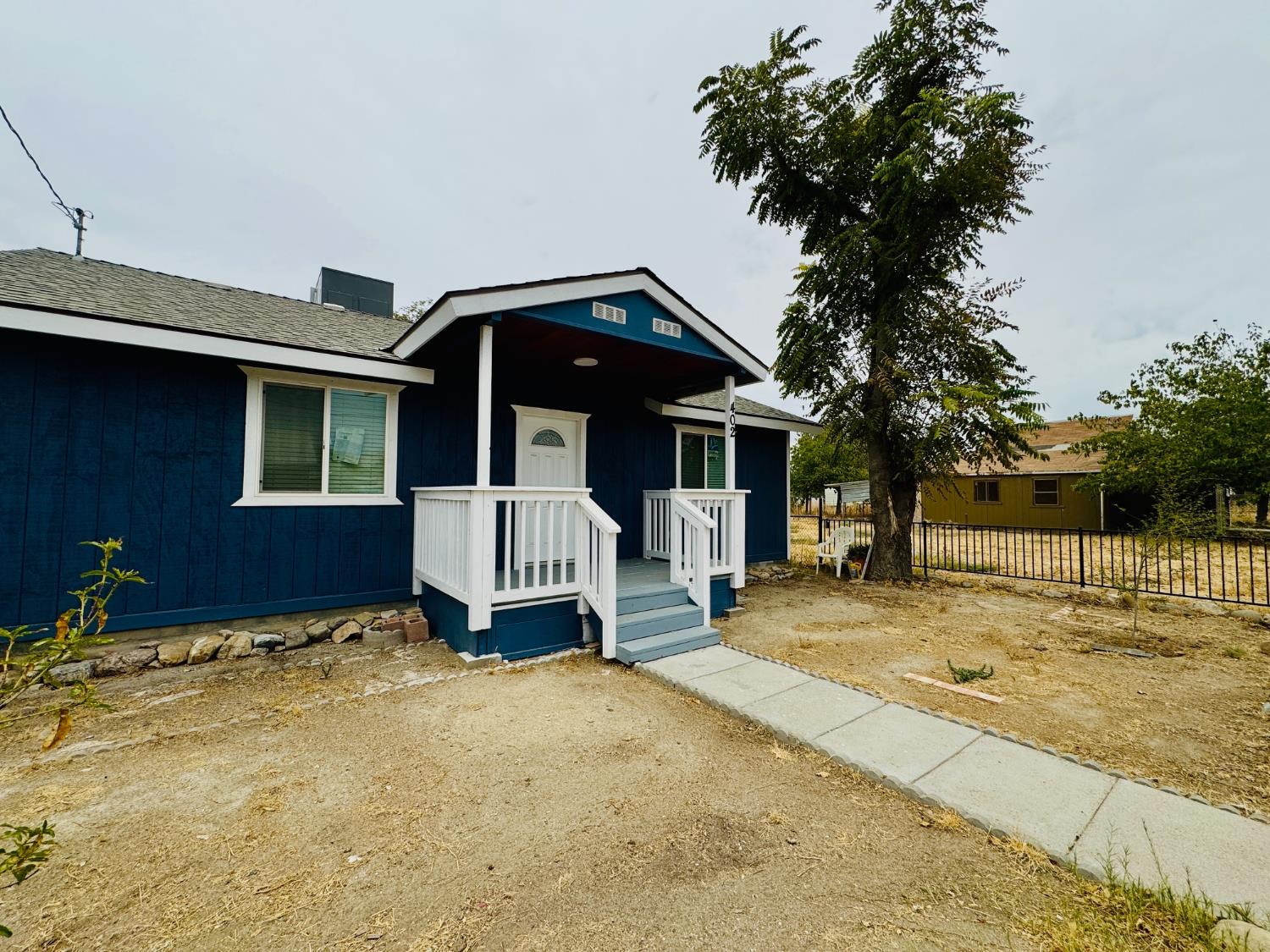 402 Mary St, Bakersfield, CA 93252