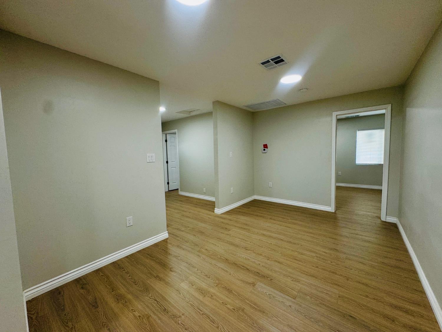 402 Mary St, Bakersfield, CA 93252
