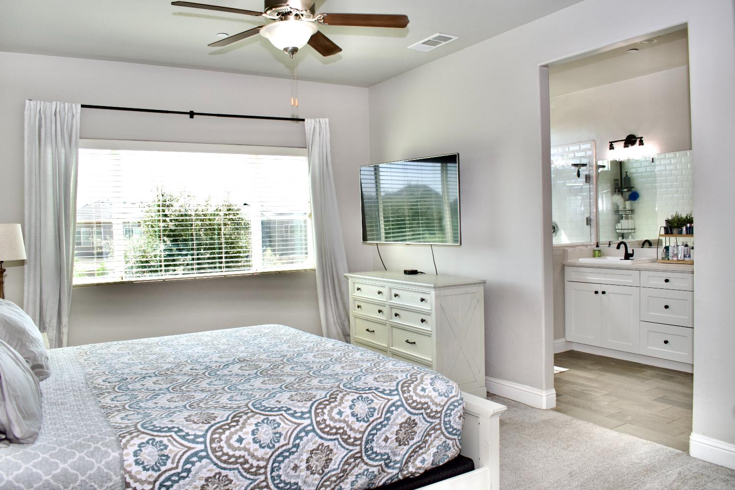 4134 Duncan Ave, Clovis, CA 93619
