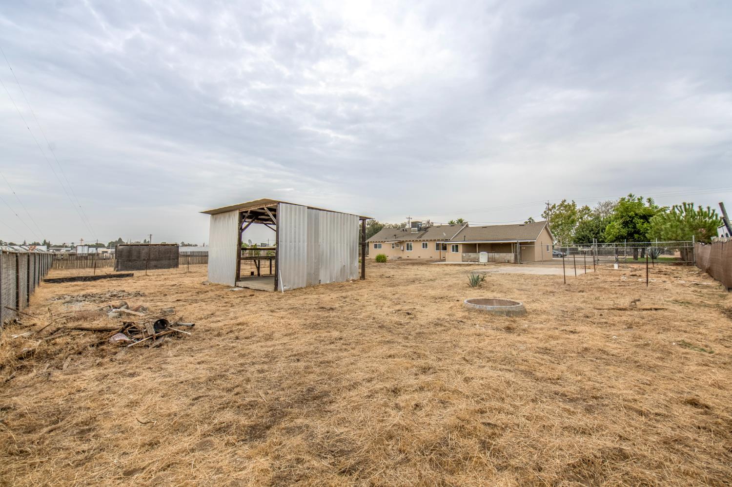 295 N Valentine Ave, Fresno, CA 93706
