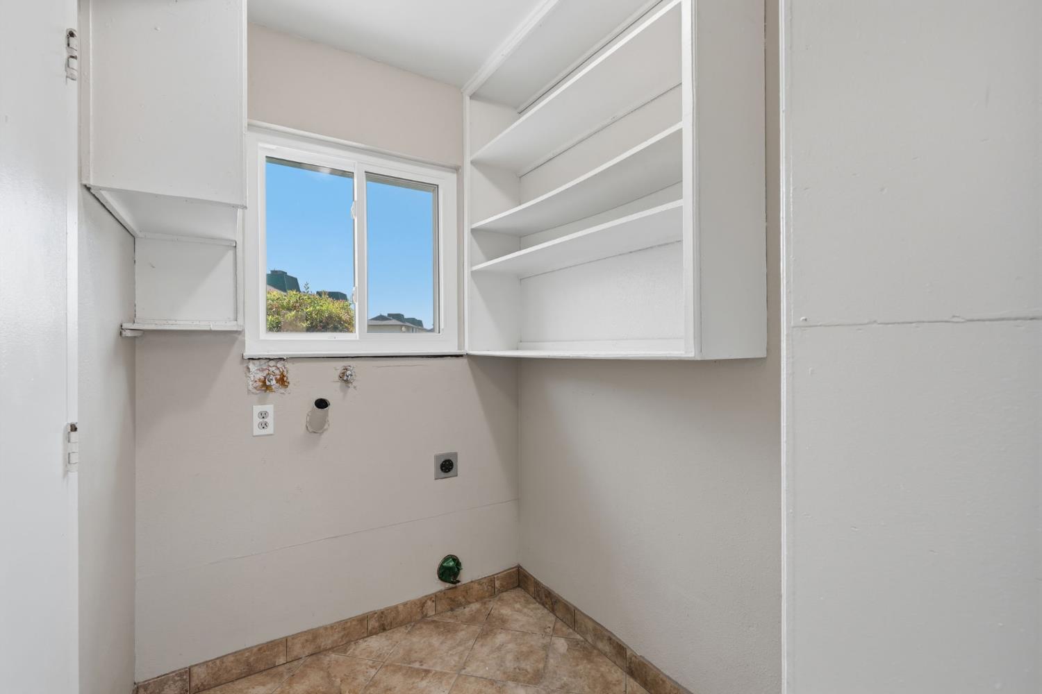 4929 N Winery Cir #114, Fresno, CA 93726