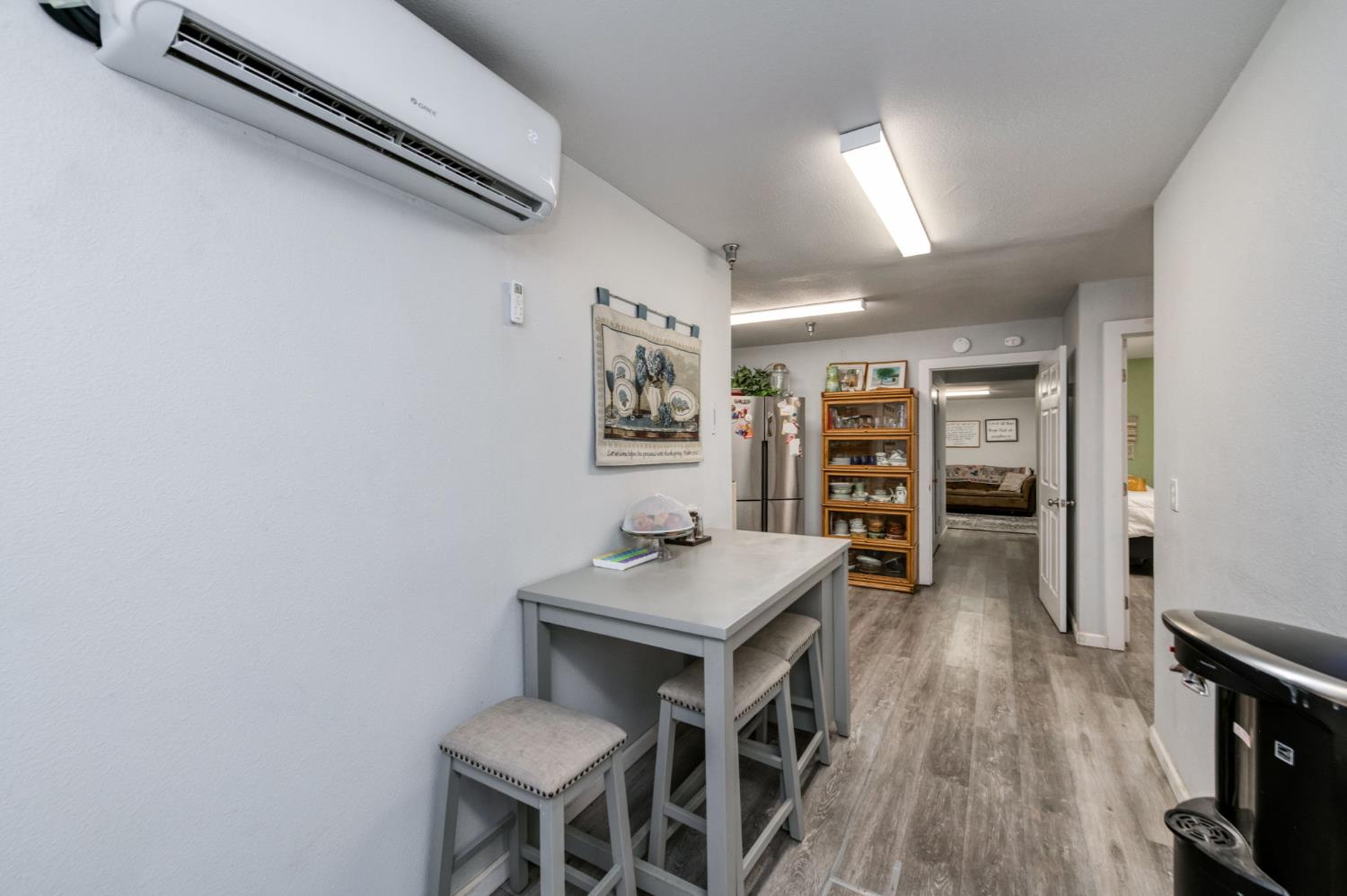 137 N L St, Dinuba, CA 93618