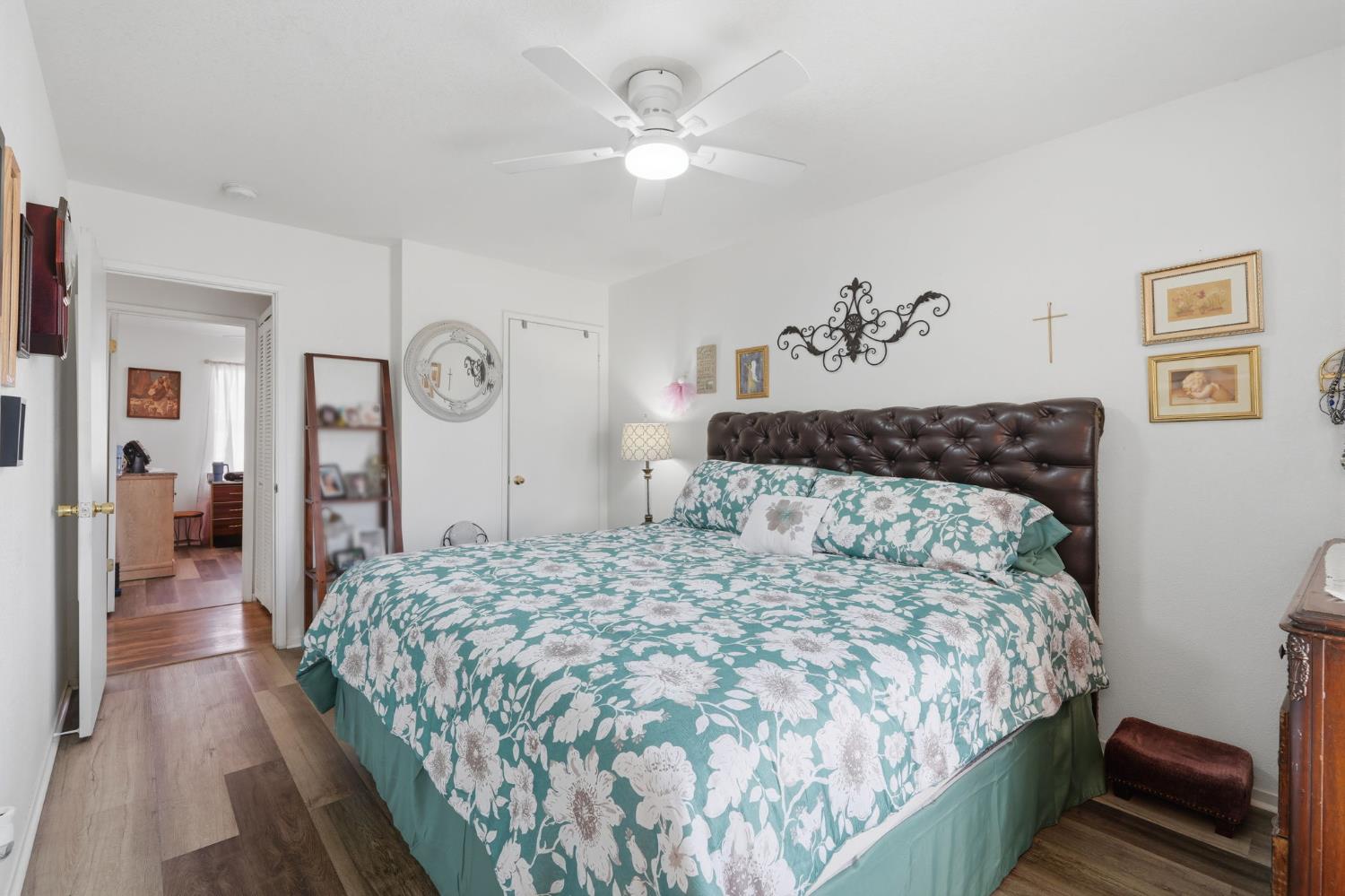 1208 South Ave, Orange Cove, CA 93646