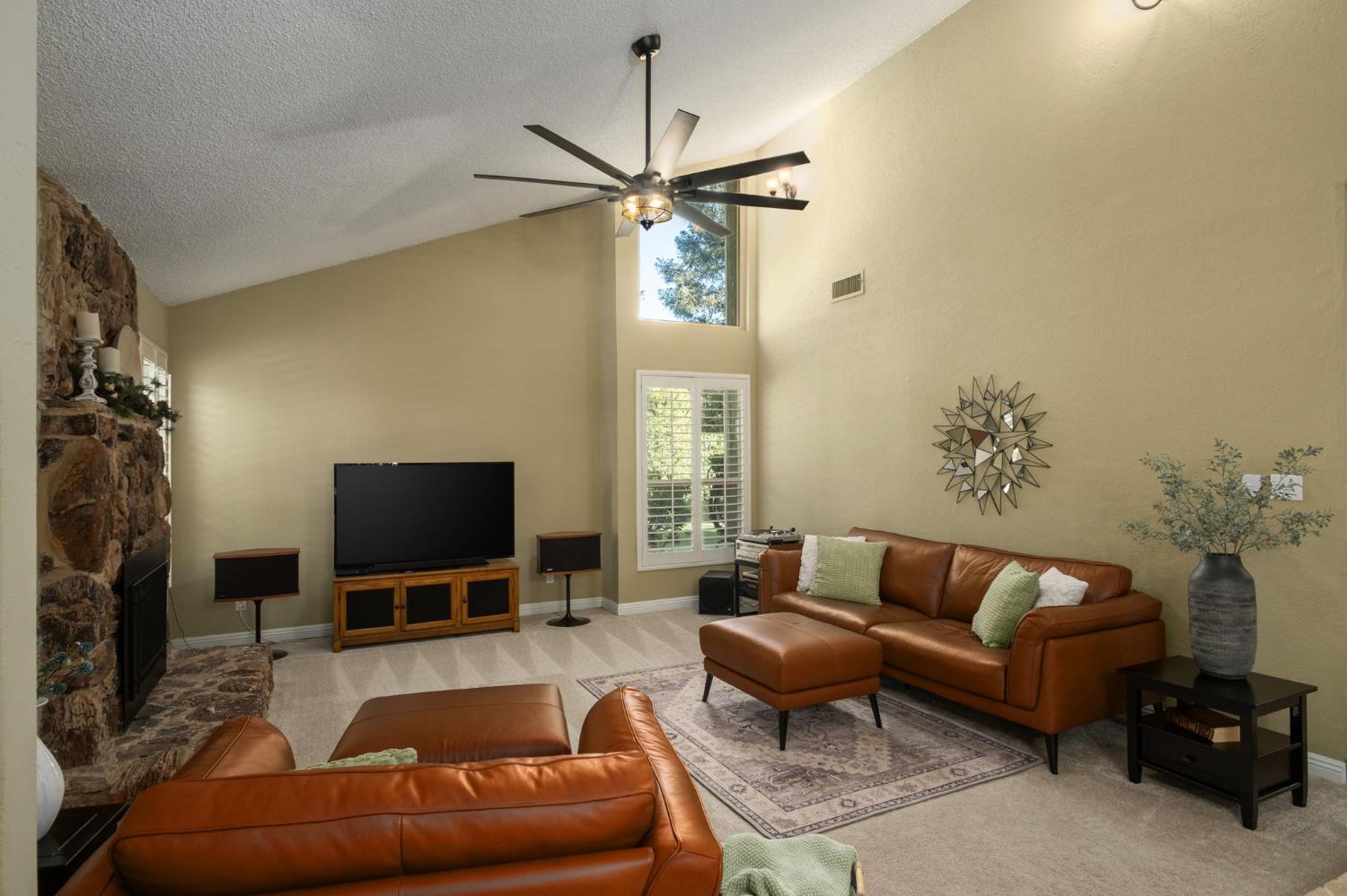 6141 N West Ave #132, Fresno, CA 93711