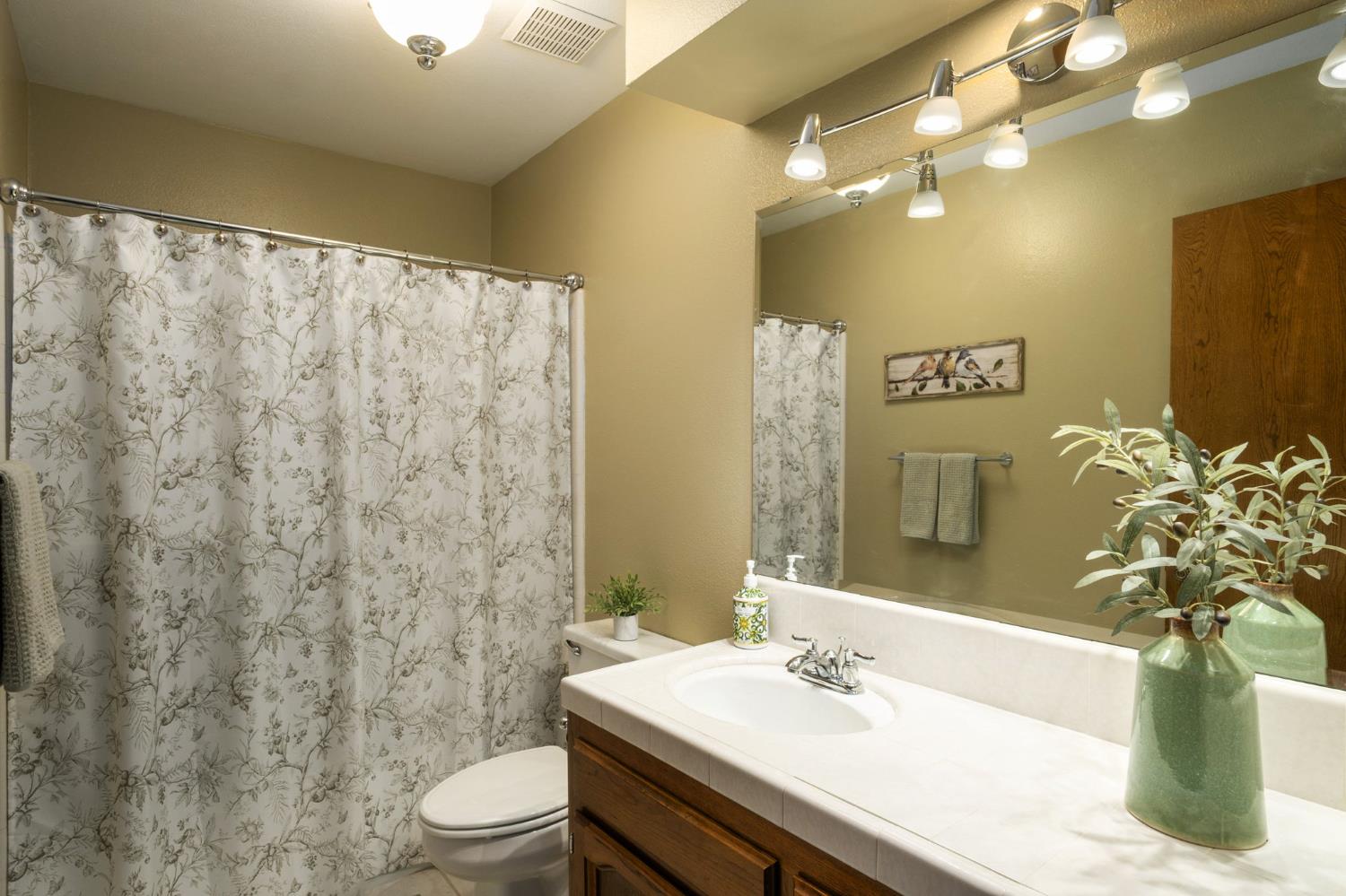6141 N West Ave #132, Fresno, CA 93711