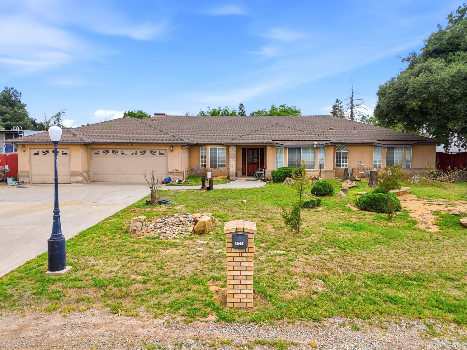 37248 Avenue 13, Madera, CA 93636