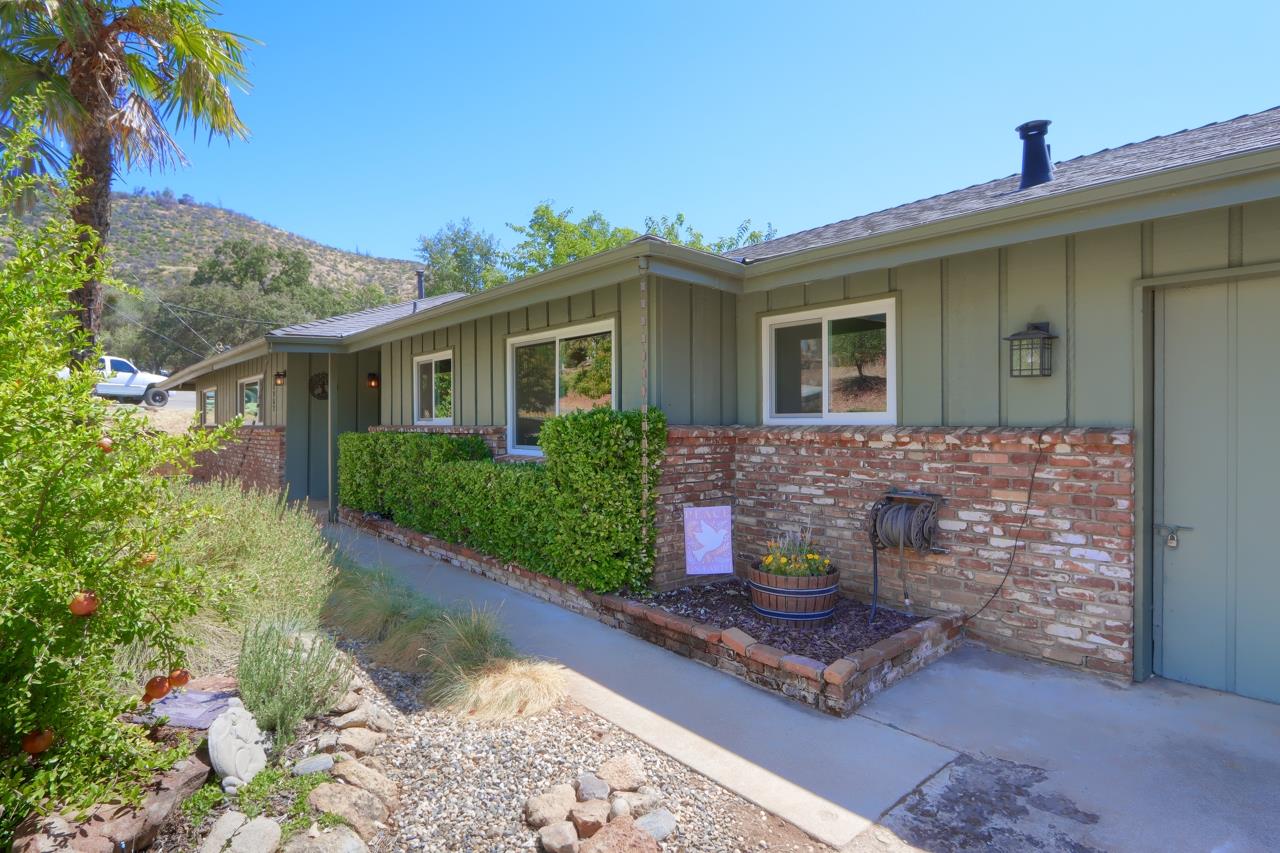 4967 9th Street, Mariposa, CA 95338
