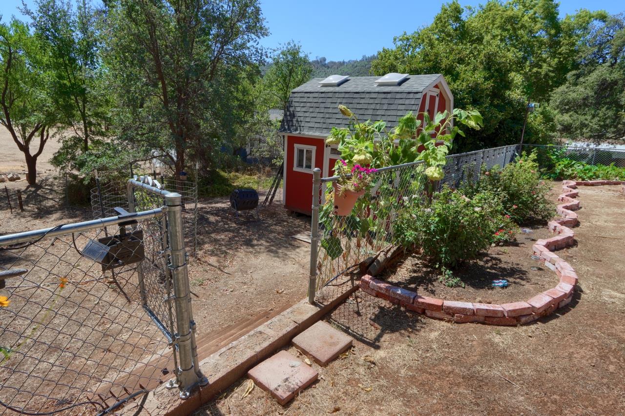 4967 9th Street, Mariposa, CA 95338
