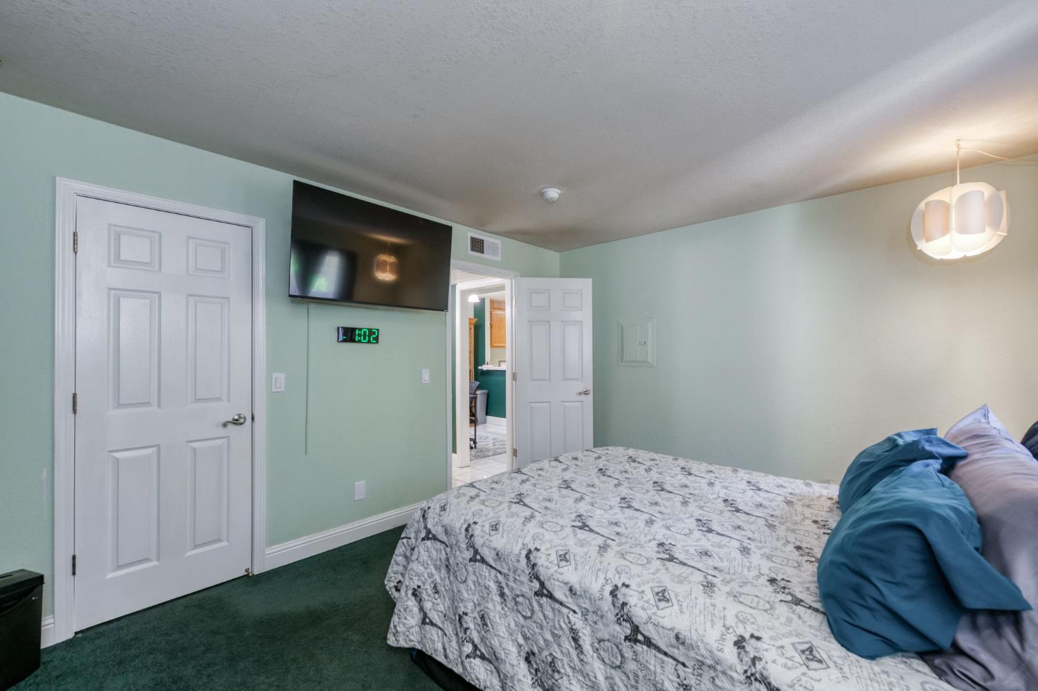2909 Huntington Blvd #145, Fresno, CA 93721