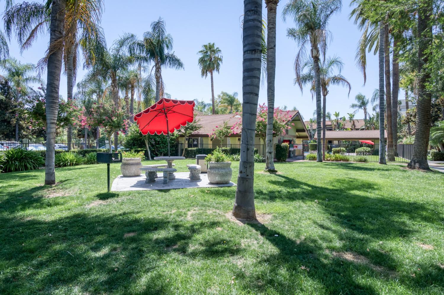 2909 Huntington Blvd #145, Fresno, CA 93721