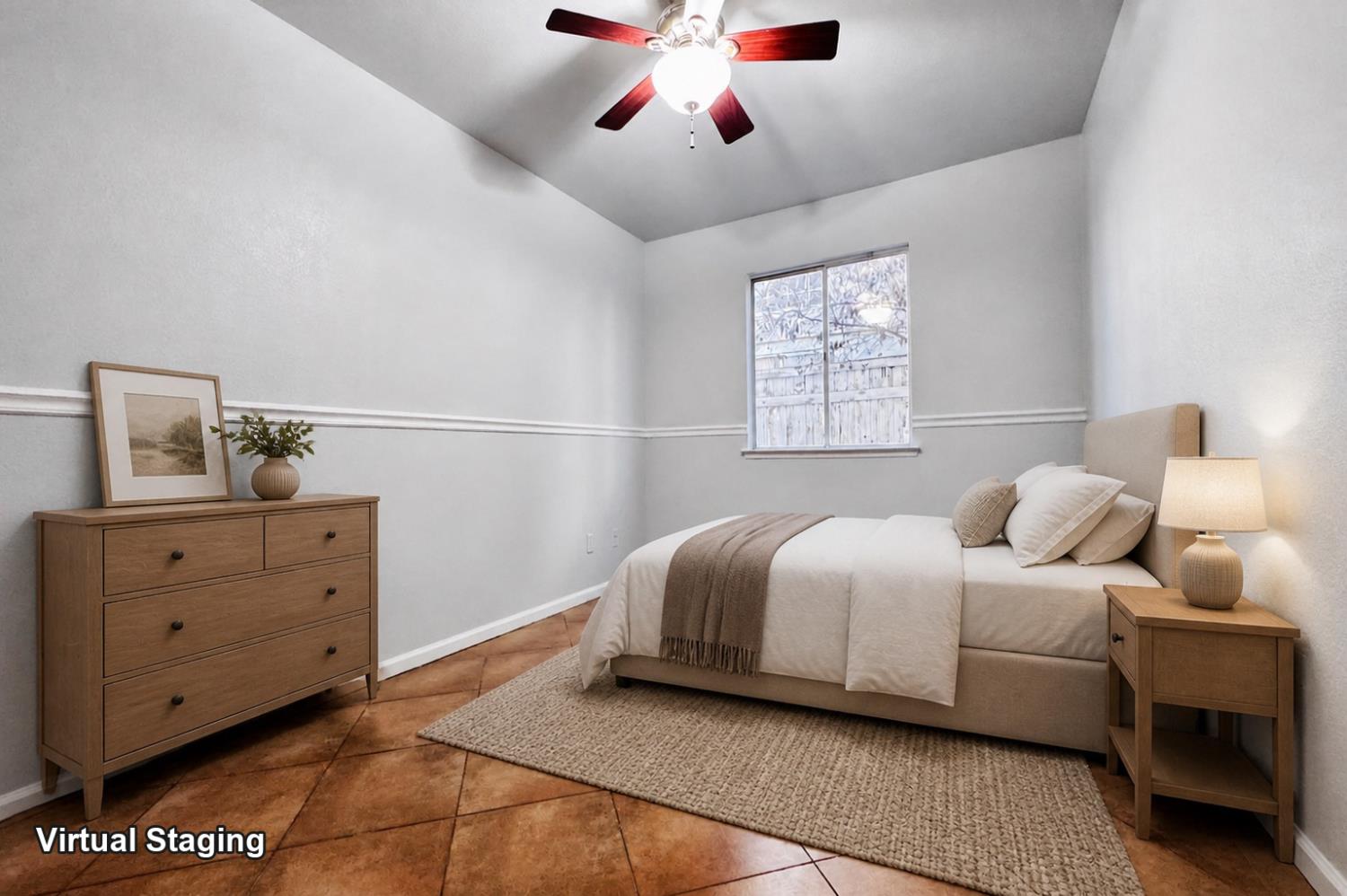 873 Garland Ave, Clovis, CA 93612