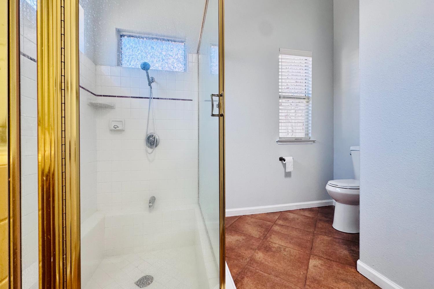 873 Garland Ave, Clovis, CA 93612