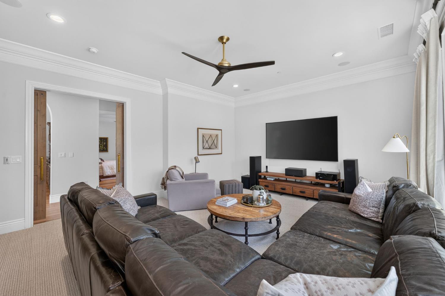 3825 Reno Ave, Clovis, CA 93619