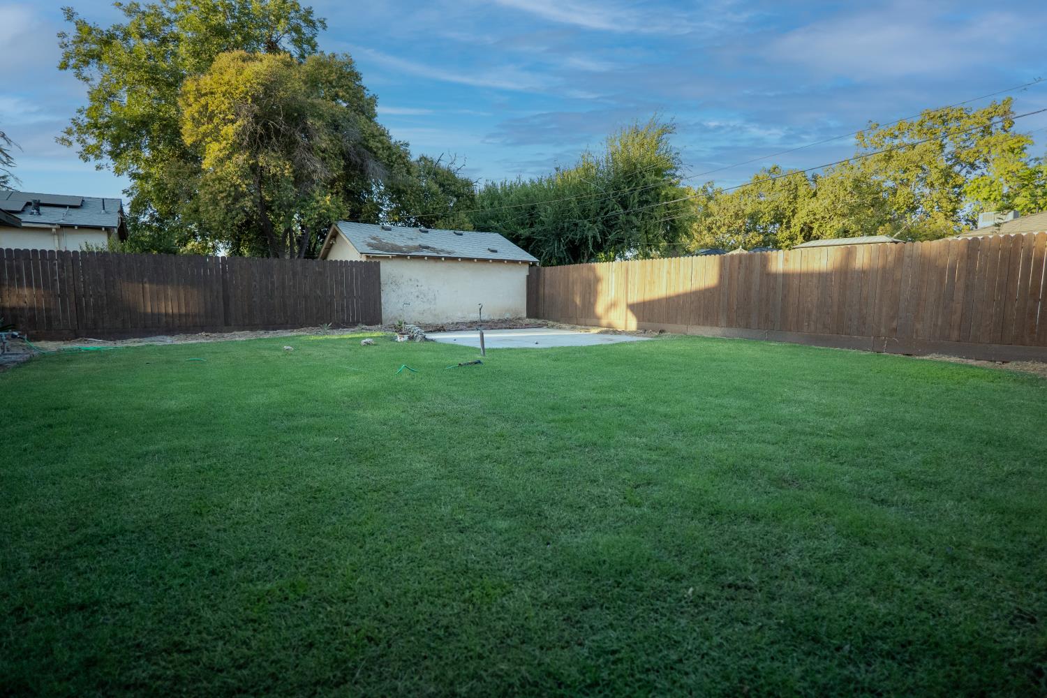 2706 N Thorne Ave, Fresno, CA 93704