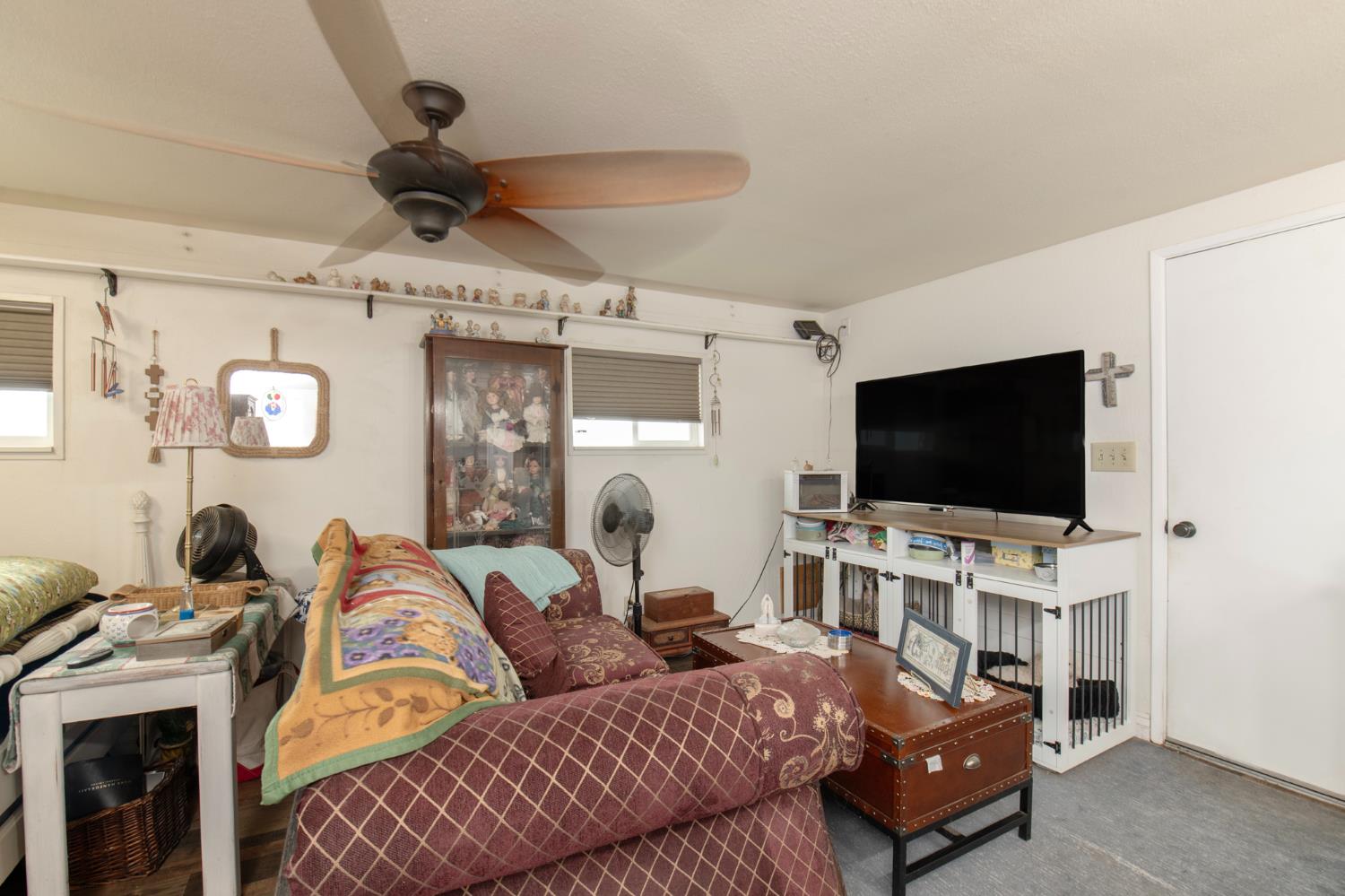 2126 W Hammond Ave, Fresno, CA 93728