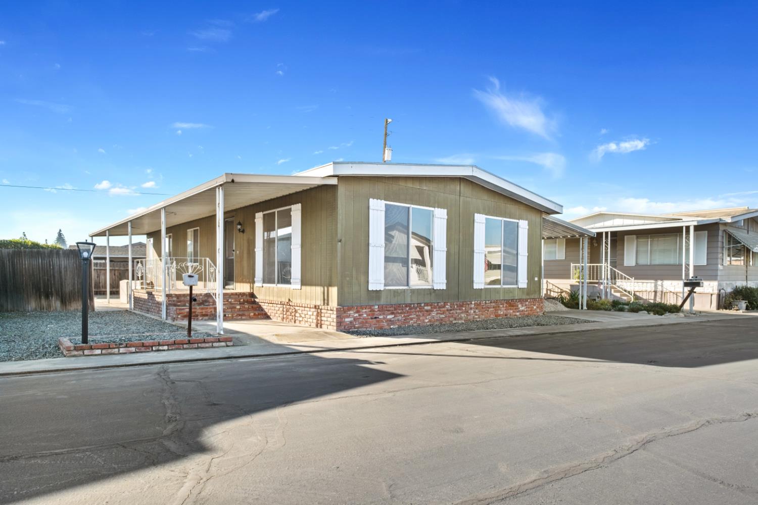 1551 6th Ave #56, Kingsburg, CA 93631
