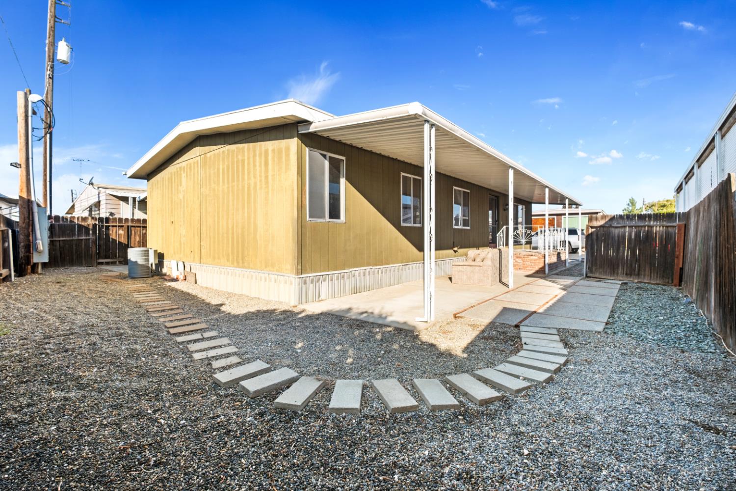 1551 6th Ave #56, Kingsburg, CA 93631