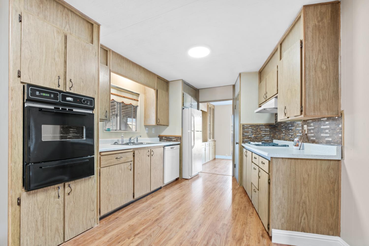 1551 6th Ave #56, Kingsburg, CA 93631