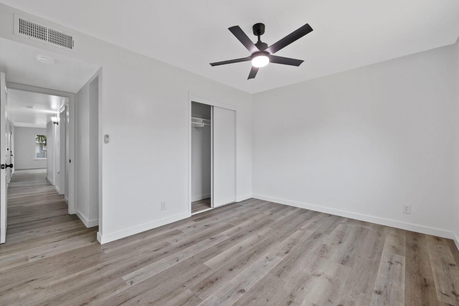 1625 S Sierra Vista Ave, Fresno, CA 93702