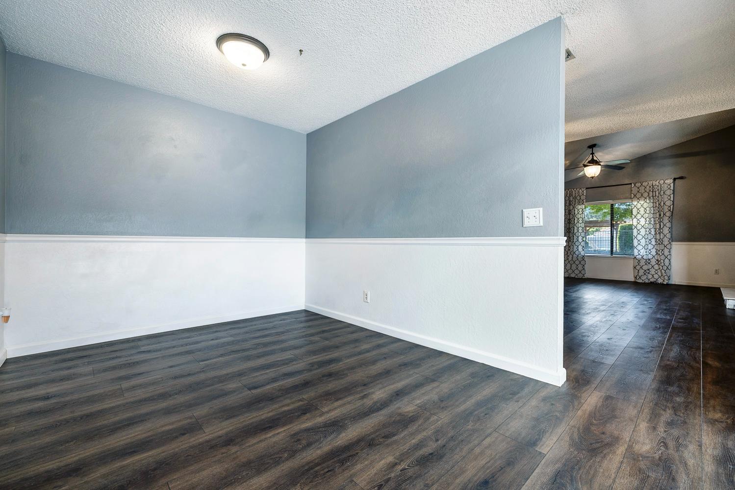 1842 Cougar Ln, Clovis, CA 93611