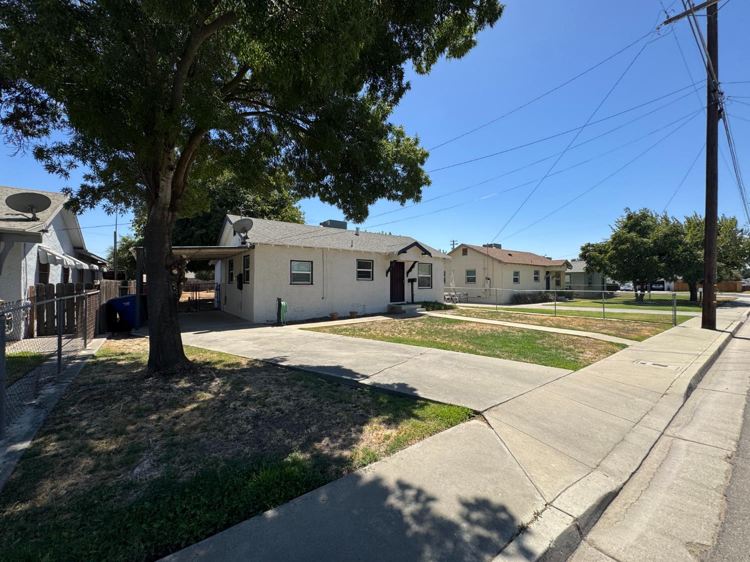 317 Oleander Ave, Lemoore, CA 93245